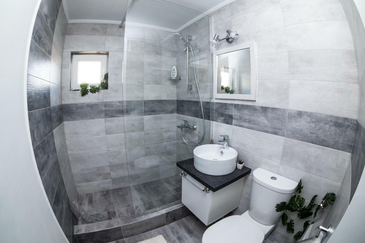 Tania Apartament ออราแด ภายนอก รูปภาพ