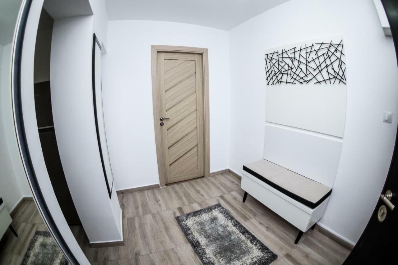 Tania Apartament ออราแด ภายนอก รูปภาพ